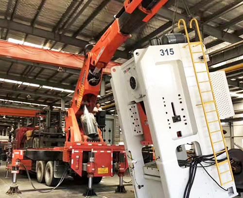 瑞安附近随车吊出租，轻松解决运输难题