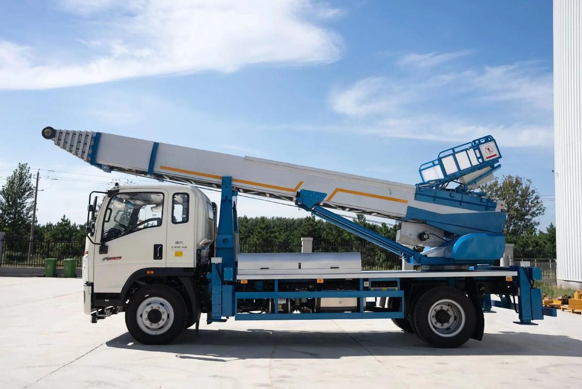 瑞安云梯上料车租赁费用